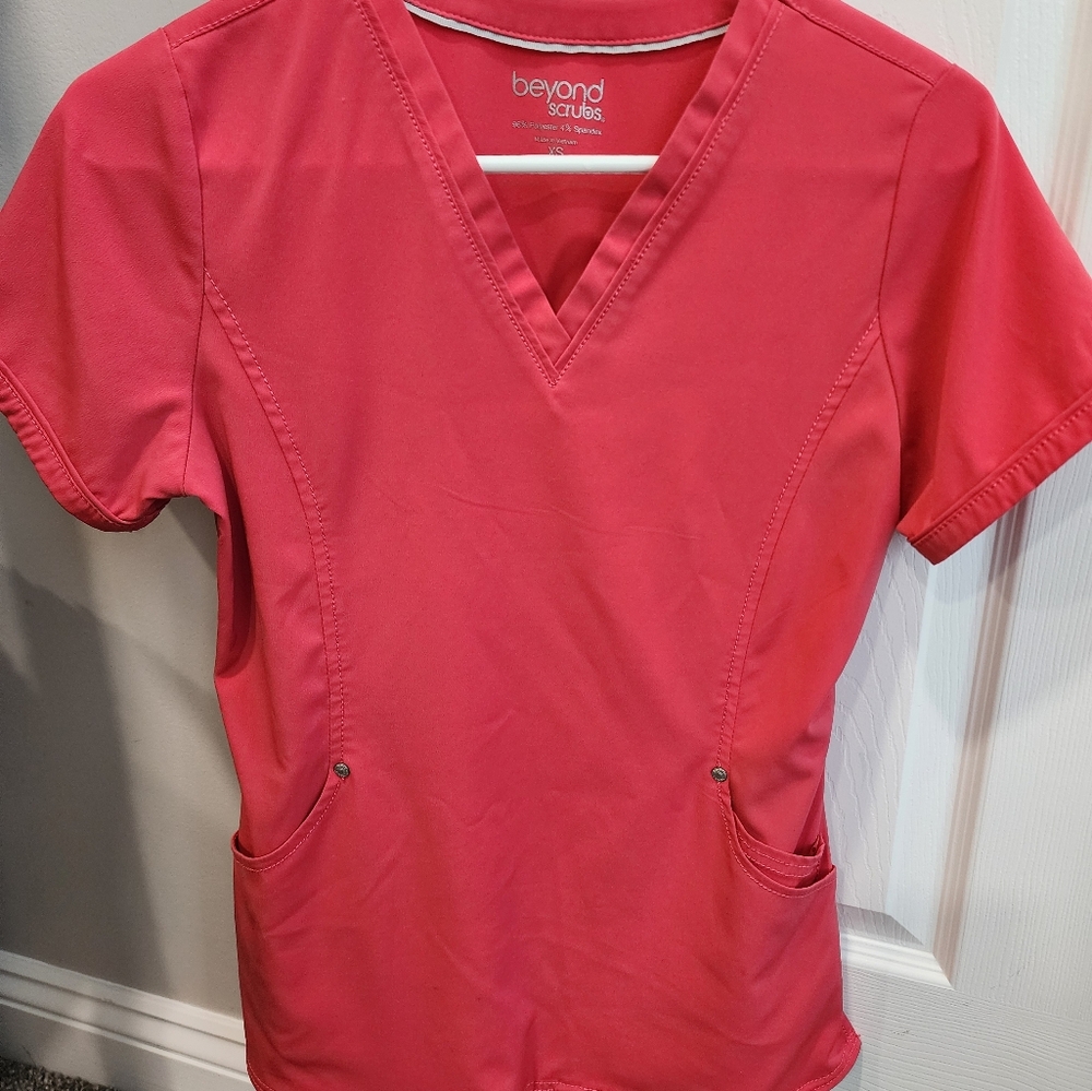 Scrub top